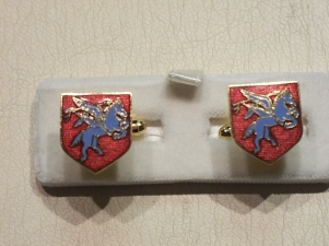 Airborne shield enamelled cufflinks - Click Image to Close